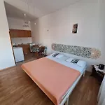 Apartament Stefica *